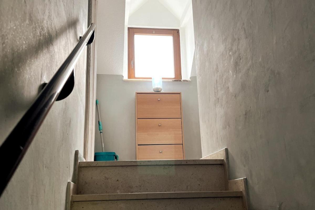 Apartment Gemuetliche In Rheinnaehe Dusseldorf