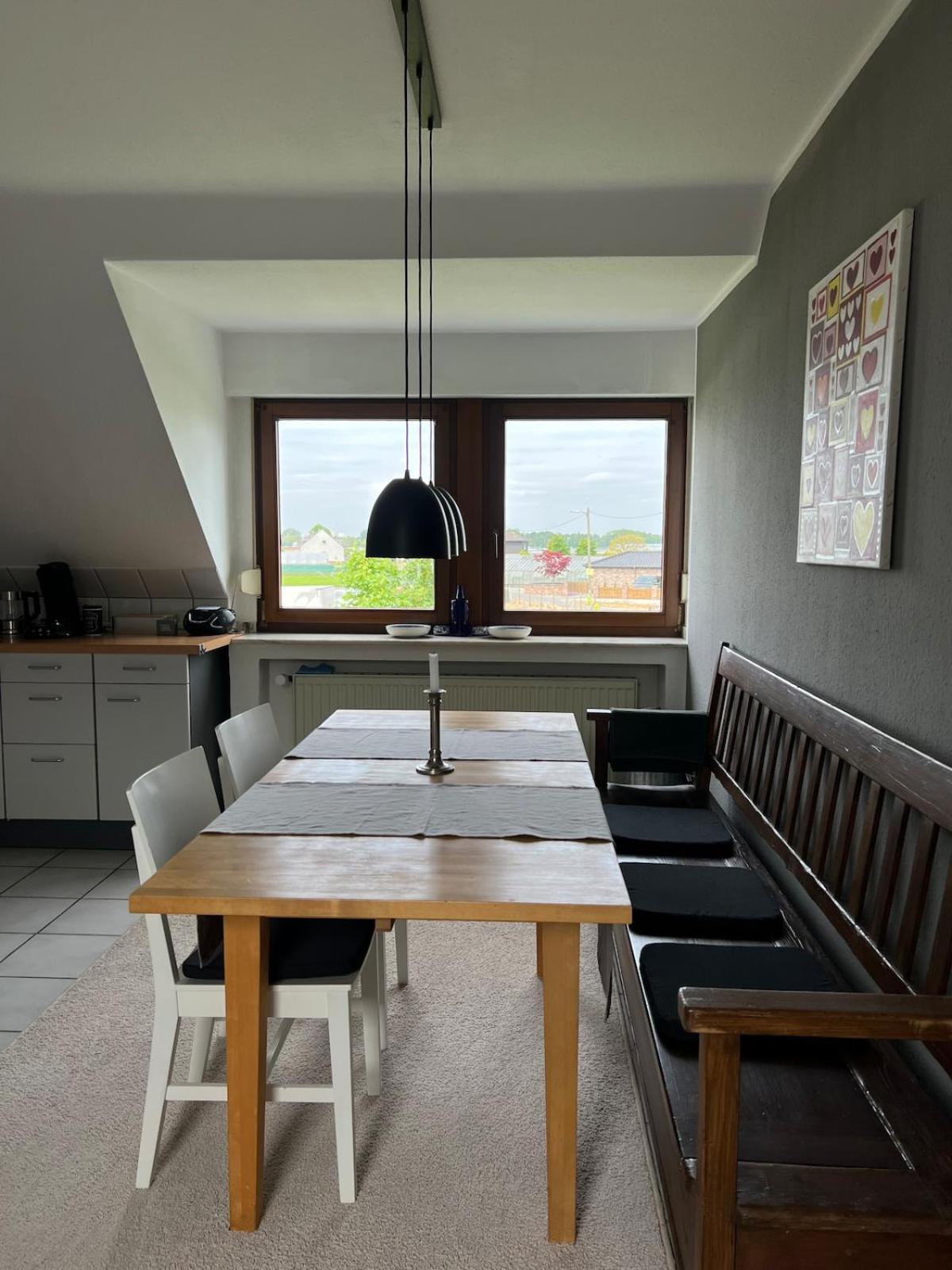 Gemuetliche In Rheinnaehe Dusseldorf